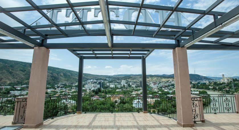 Gtm Plaza Hotell Tbilisi Exteriör bild